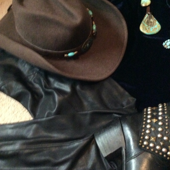 ~ SHEIN Women's Velvet Tunic SOLD AS IS ~ - Picture 7 of 8